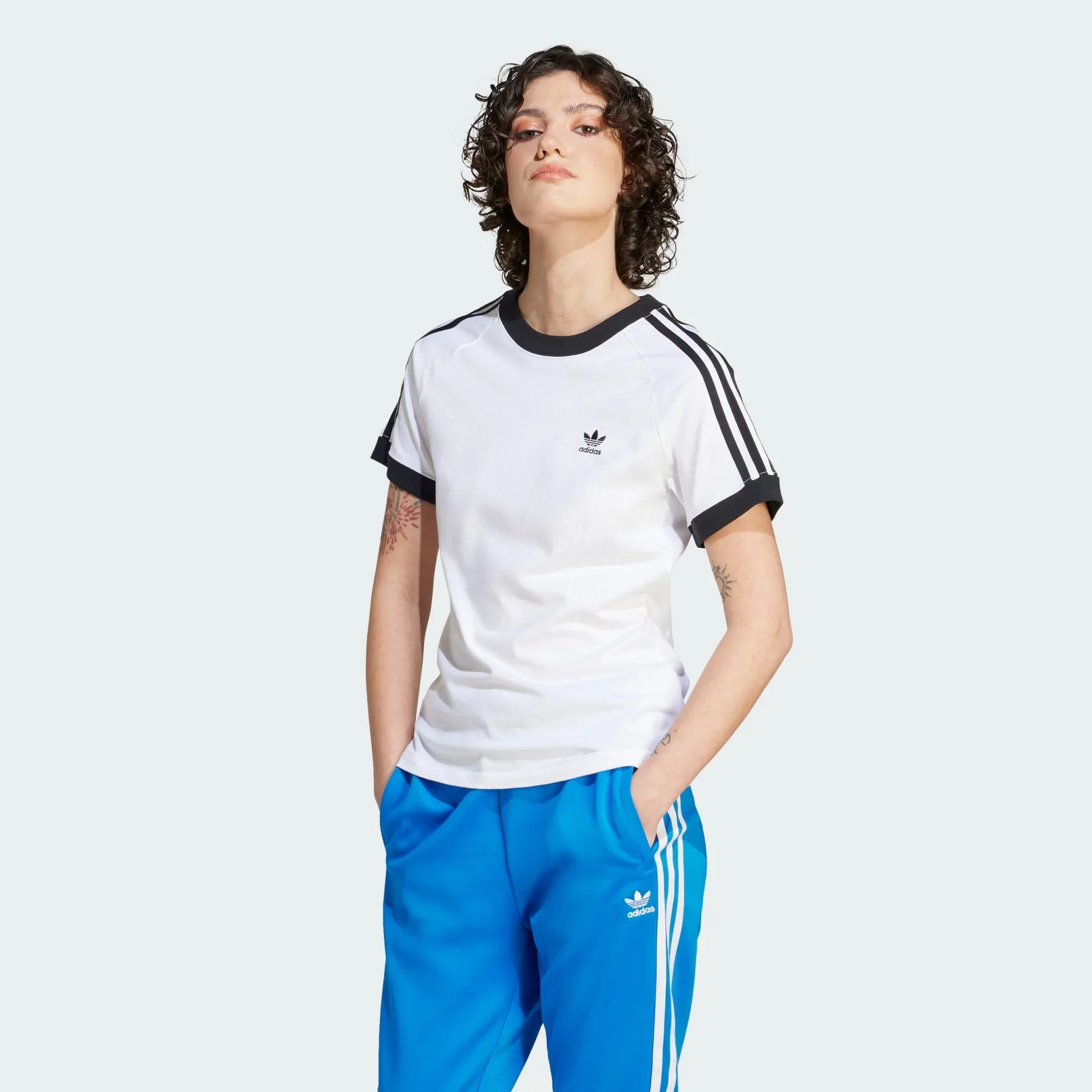 ADIDAS ADICOLOR CLASSICS SLIM 3-STRIPES T-SHIRT - IL3869