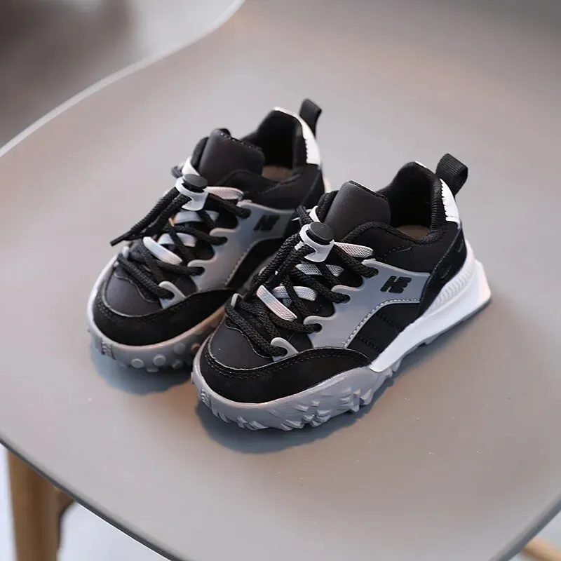 Boys Breathable Comfortable Running Shoes