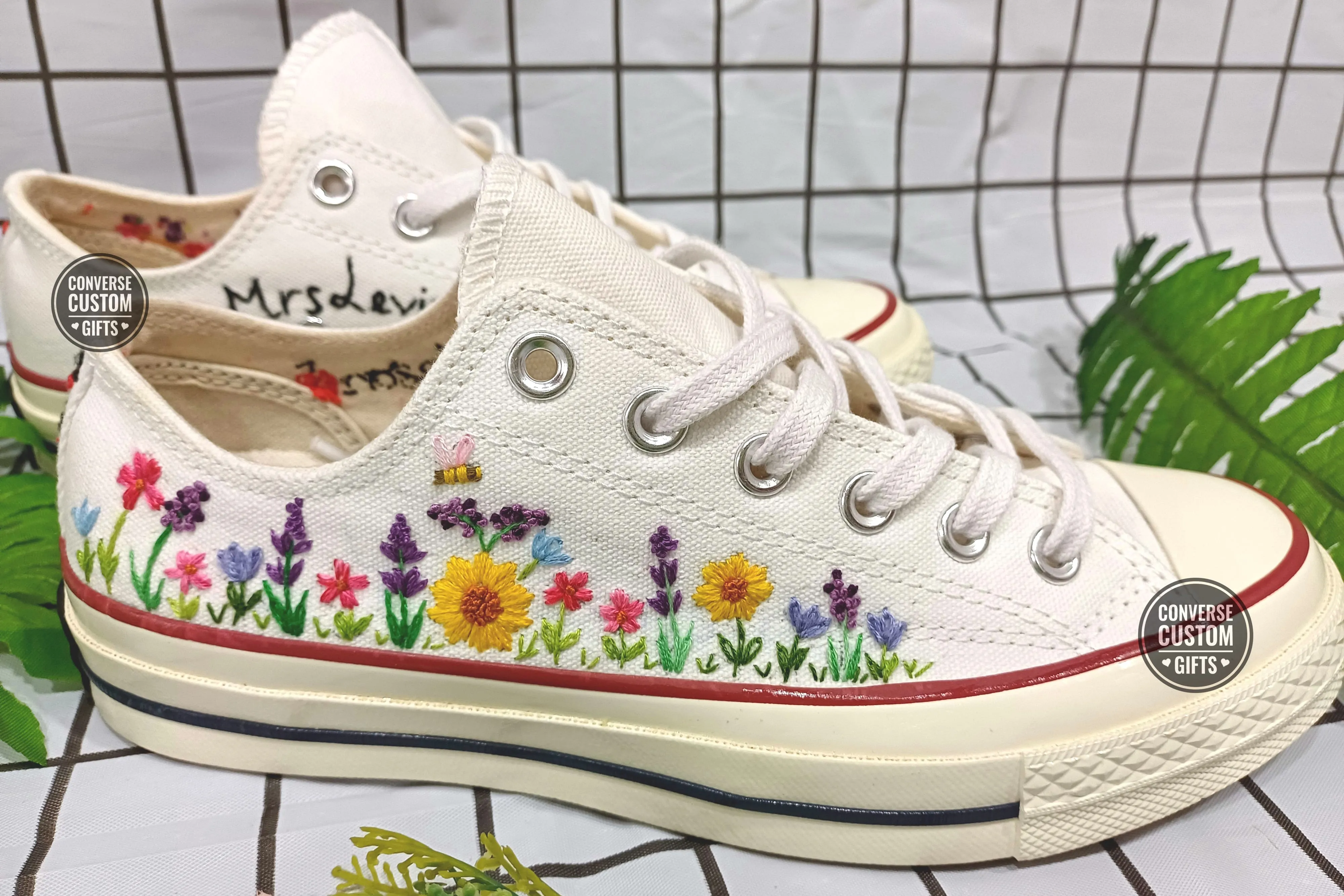 Converse chuck taylor low top embroidered sunflowers
