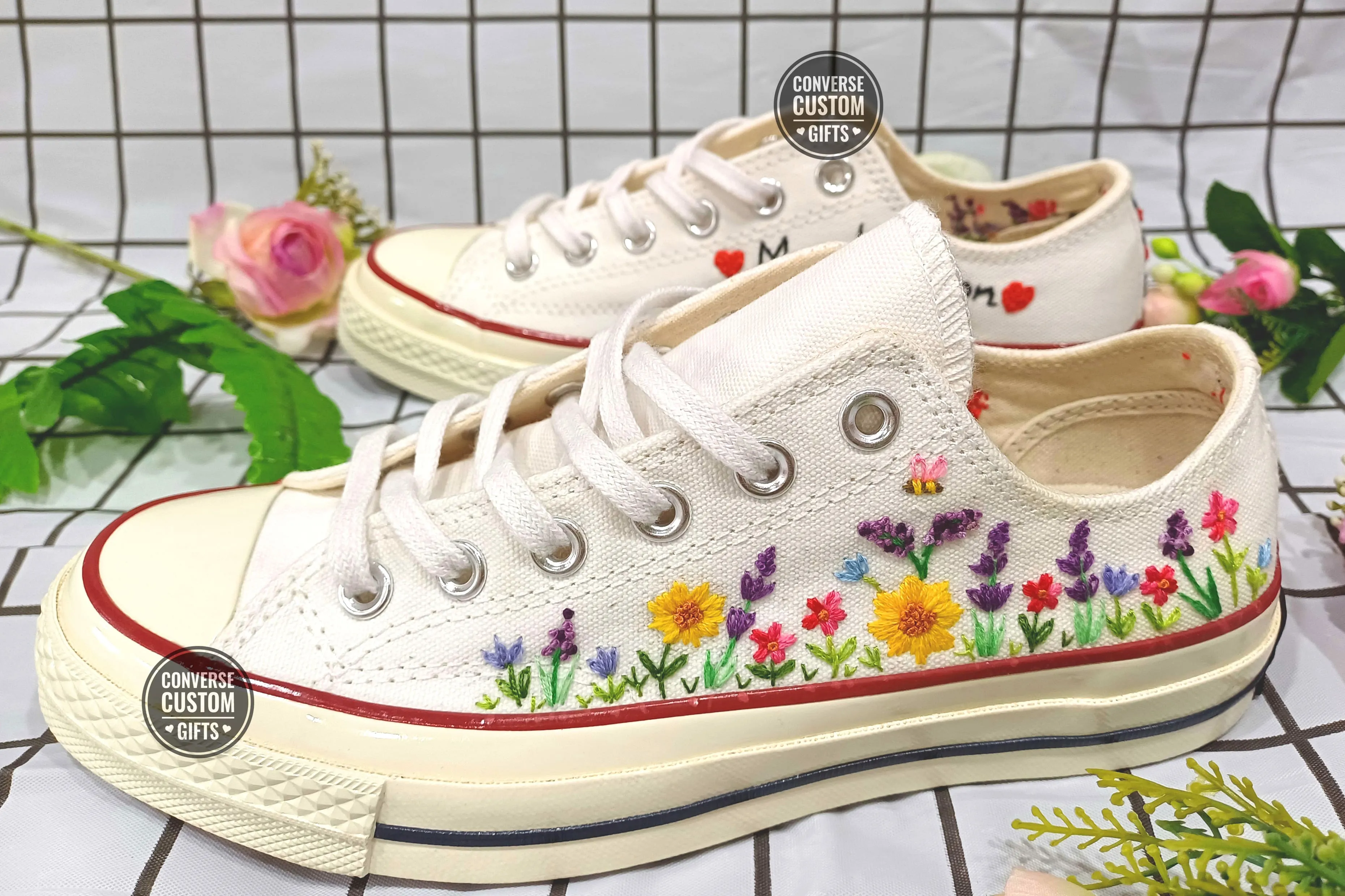 Converse chuck taylor low top embroidered sunflowers
