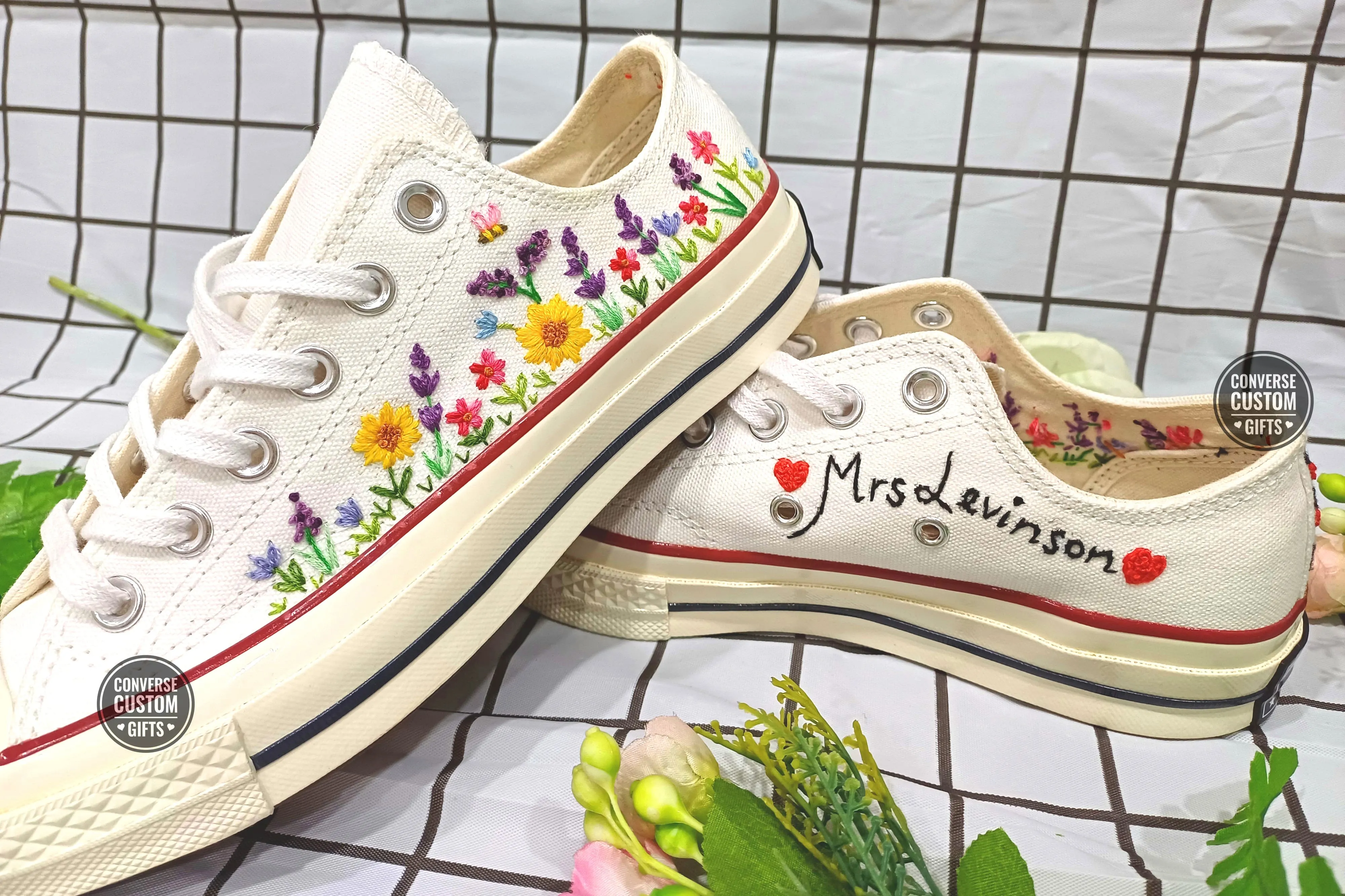 Converse chuck taylor low top embroidered sunflowers
