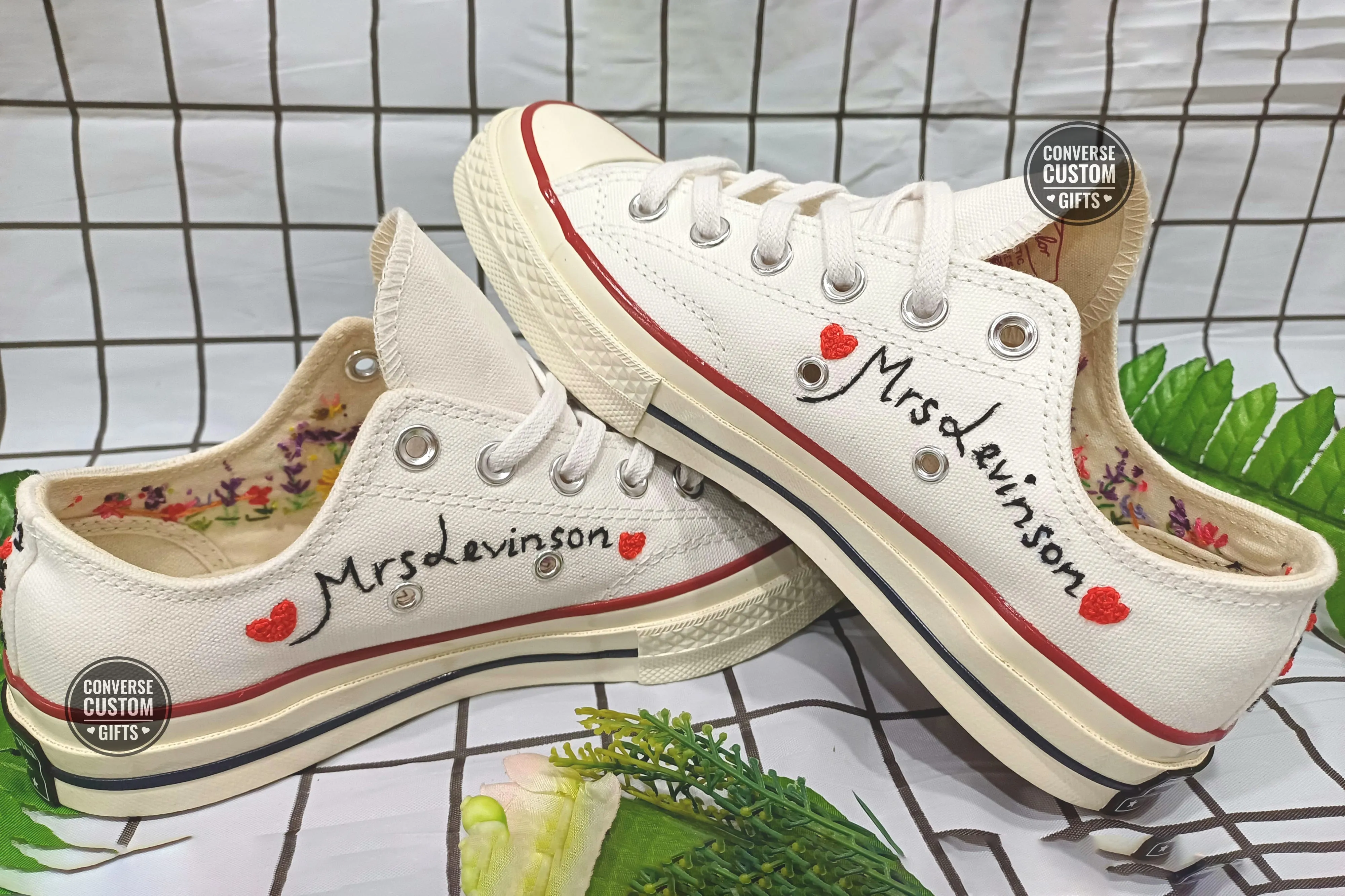 Converse chuck taylor low top embroidered sunflowers