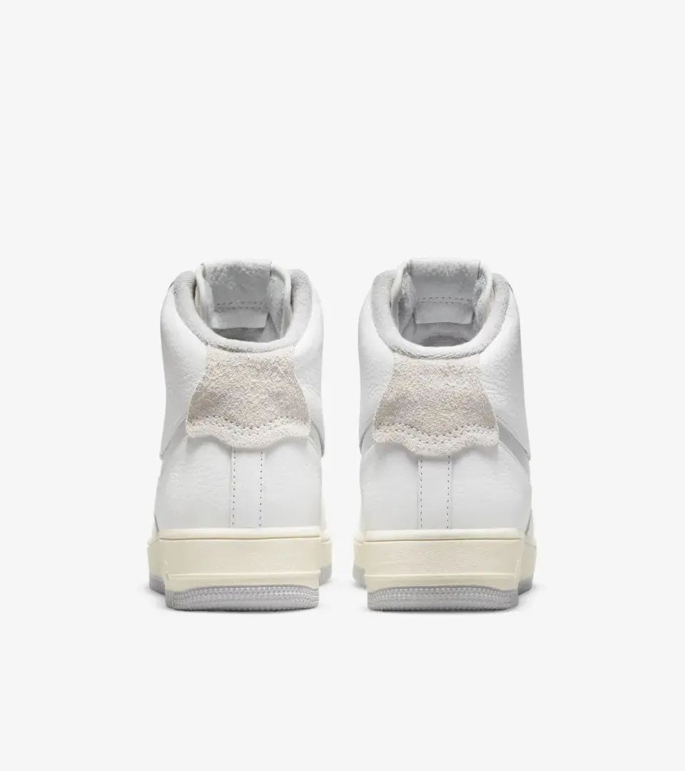 NIKE AIR FORCE 1 HIGH STRAPLESS WHITE GREY (W)