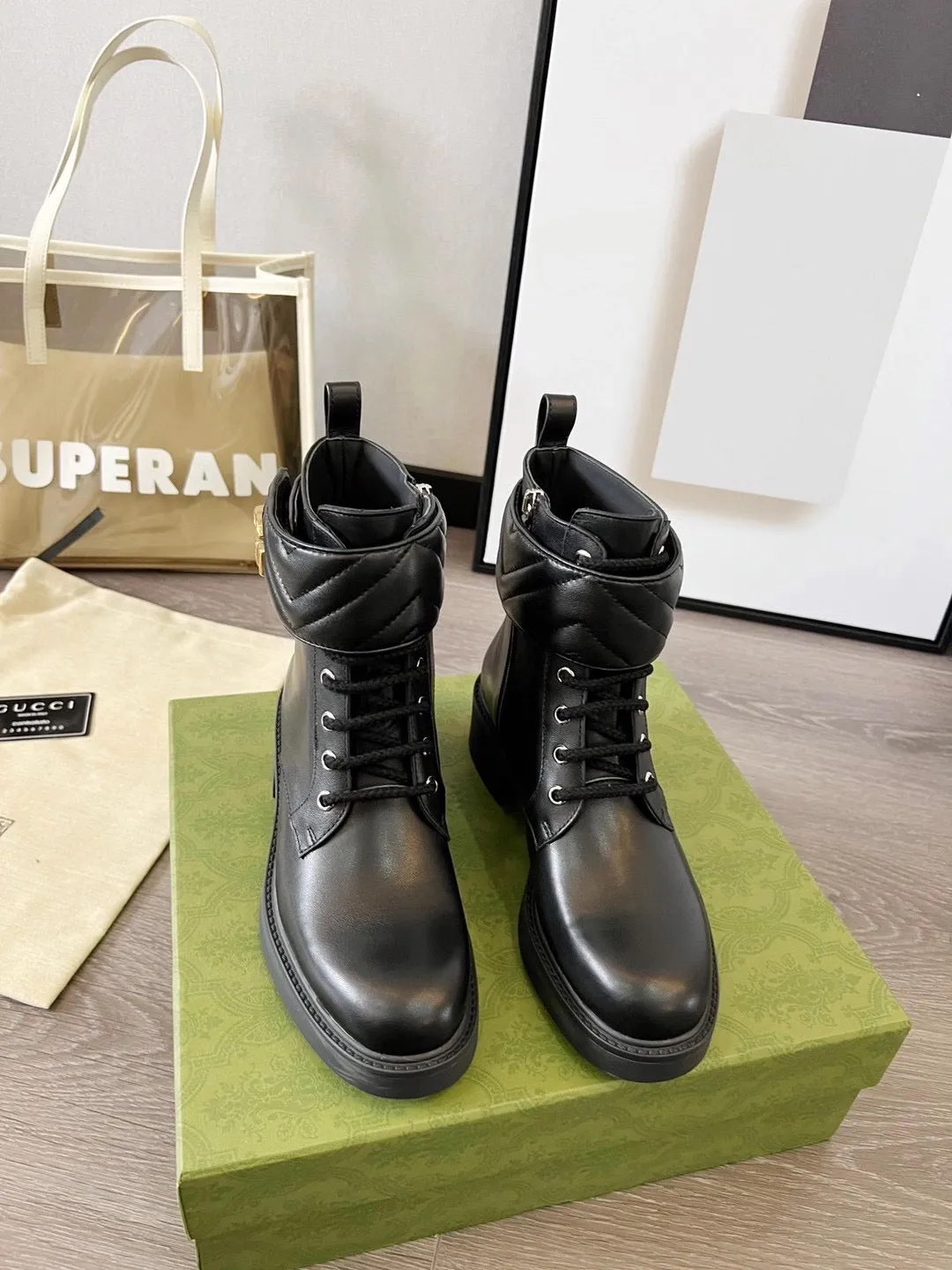 SE1096 GG Women's Ankle Boot with Double G /  Size5-11