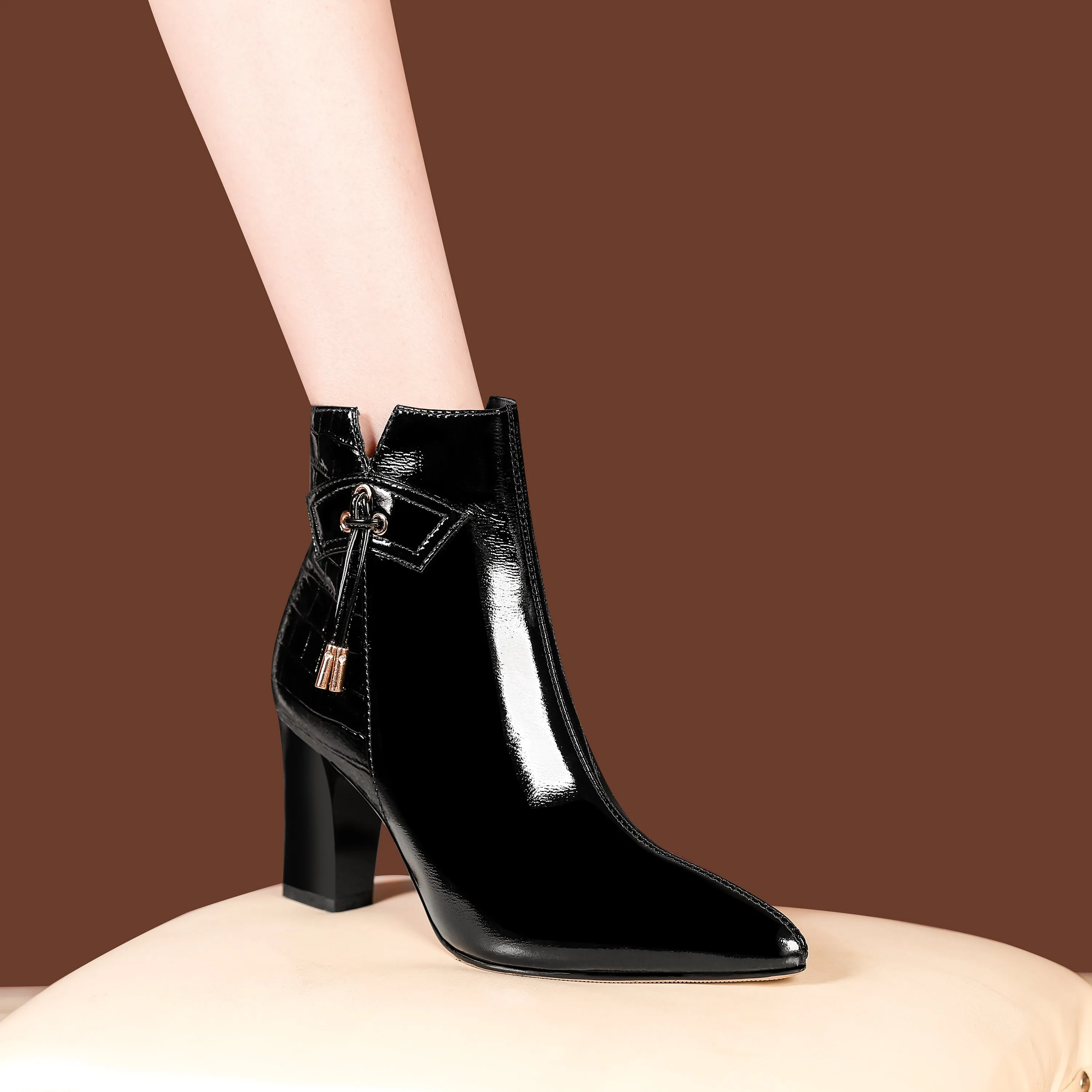 TinaCus Women's Patent Leather Handmade Chunky Heel Pointed Toe Side Zip Up Glossy Ankle Booties