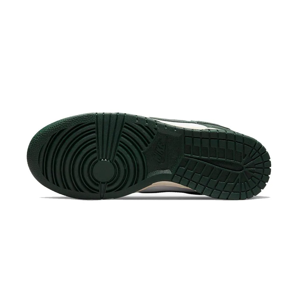 Women's Dunk Low (Vintage Green)