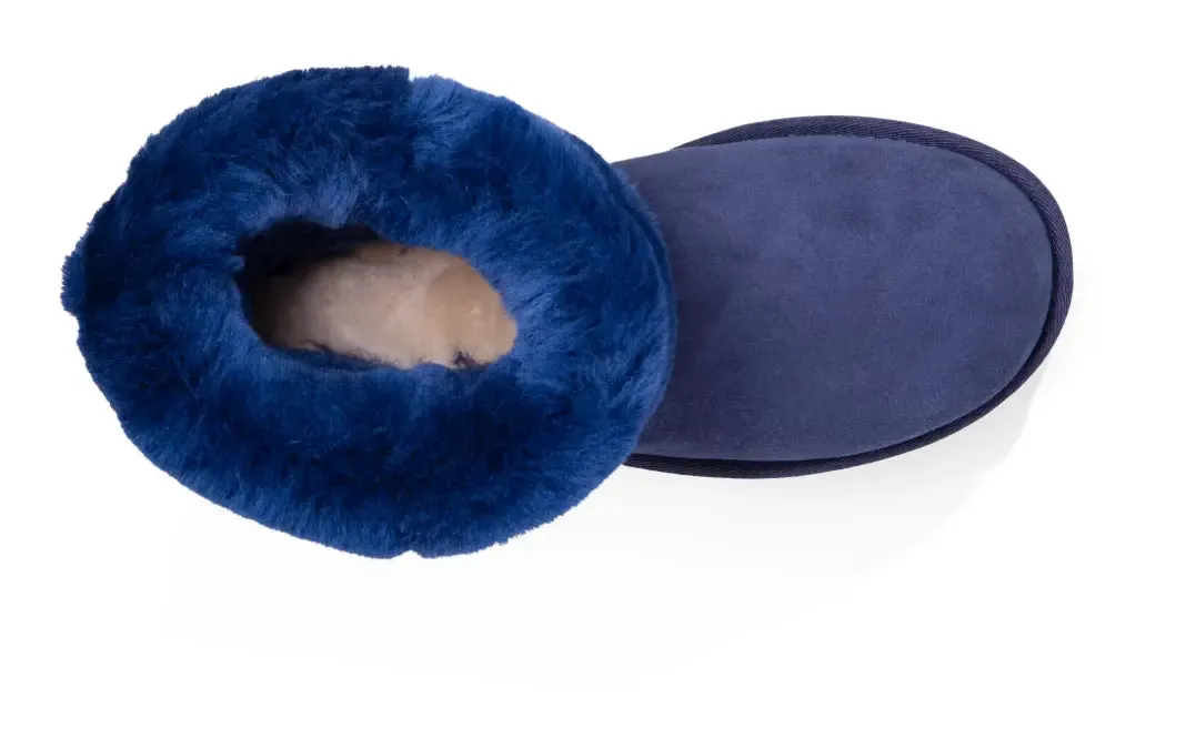 Women’s UGG Classic Short II – Timeless Comfort & Style