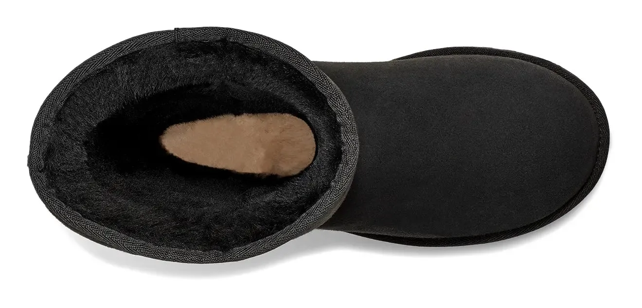 Women’s UGG Classic Tall II – Timeless Comfort & Style
